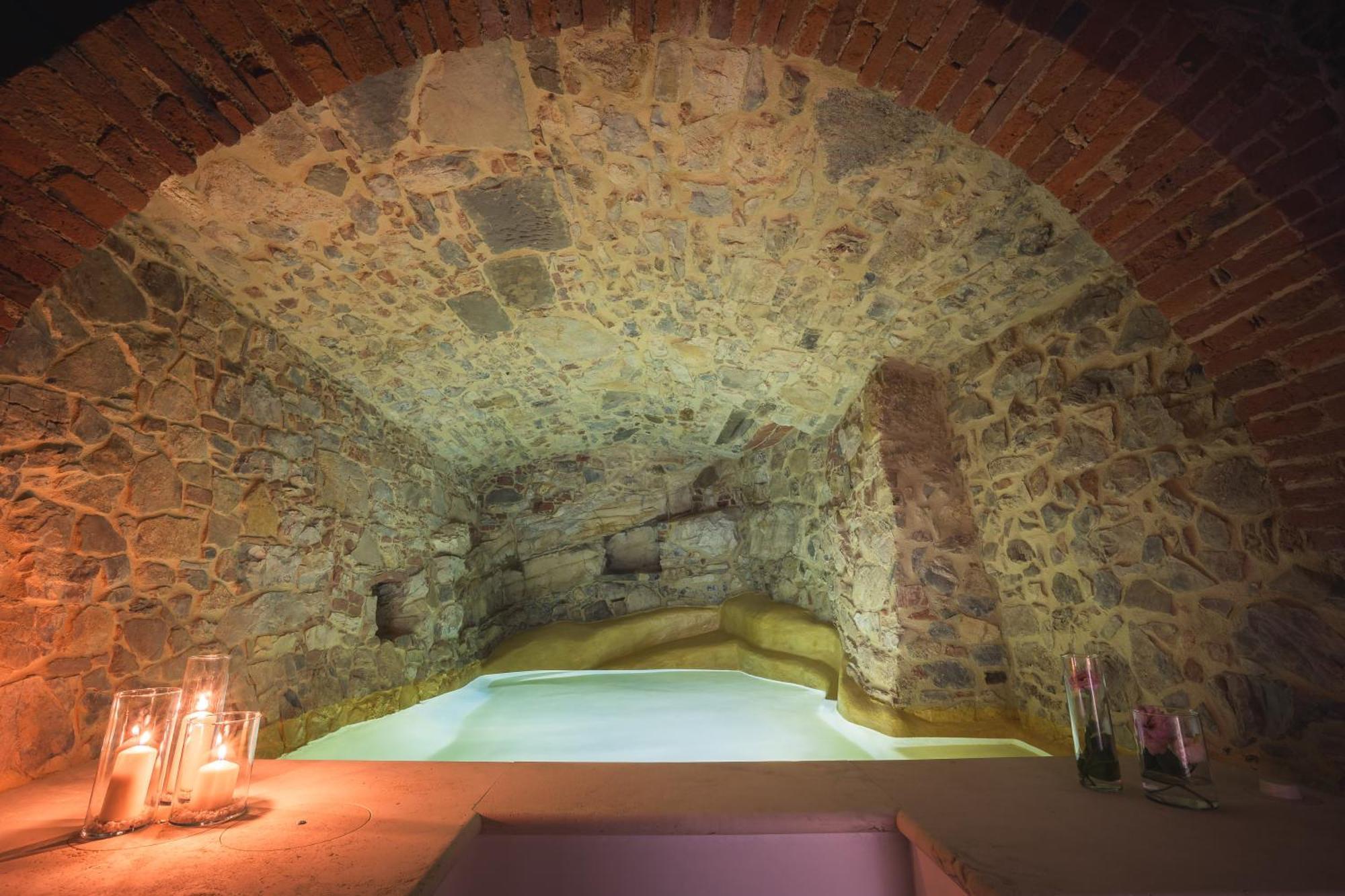 Suite Design & Spa ルチニャーノ エクステリア 写真